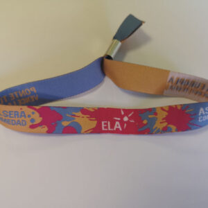 Bonita pulsera multicolor de tela bordada con cierre metalico ELA España